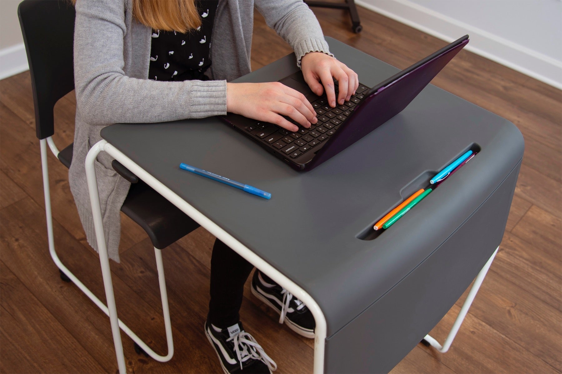 Stackable discount student desks